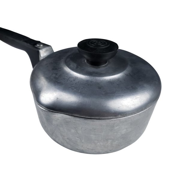 Vintage Magnalite Classic 1Q 2Q Pots with Lids Double Pour Spouts China Si06b - Picture 4 of 10